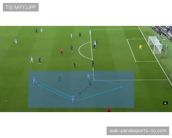 斯通斯与巴斯托尼：出球型中卫的路径对比