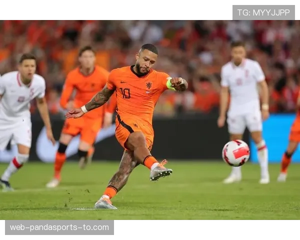 维蒂尼亚vs弗朗基德容：战术推进的差异在哪？