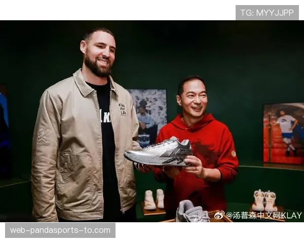 克莱·汤普森挡拆拉开空间 探花时代三分命中效率提升明显