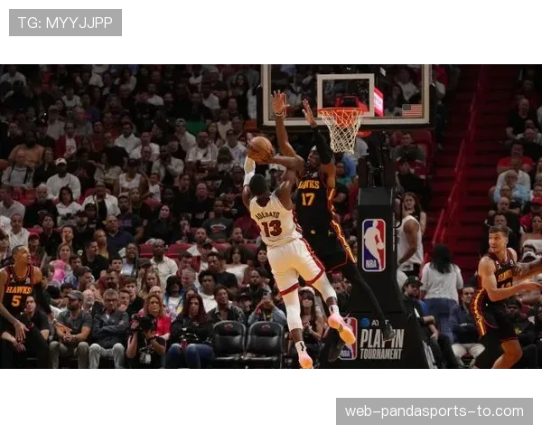 尤因内线强攻提升篮板效率，明显拉开与同时代中锋差距