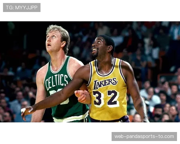 拉里·伯德无球跑动提升得分爆发，领先同代前锋明显